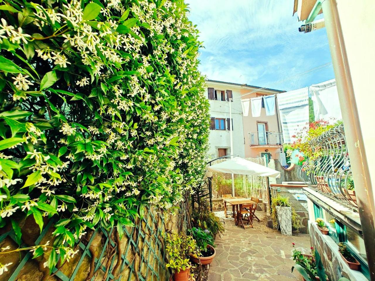 Casa Vacanze Il Gelsomino Специя Экстерьер фото